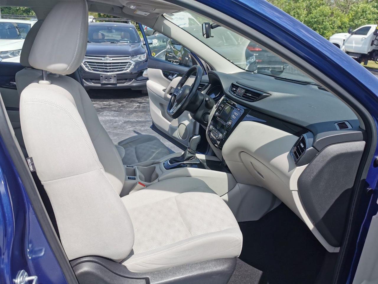 2017 Nissan Qashqai SL - Photo #18