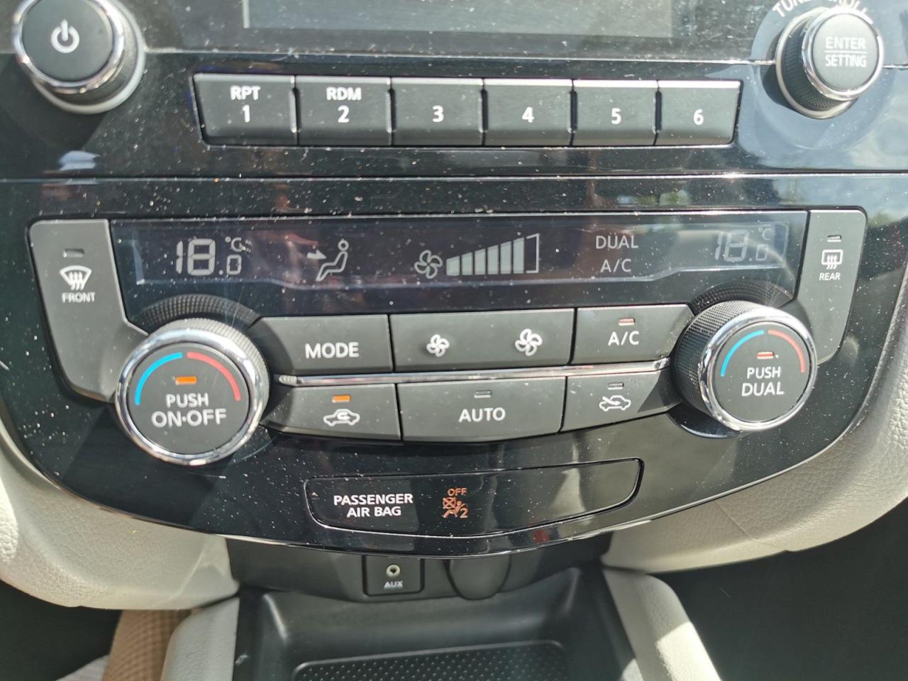 2017 Nissan Qashqai SL - Photo #23