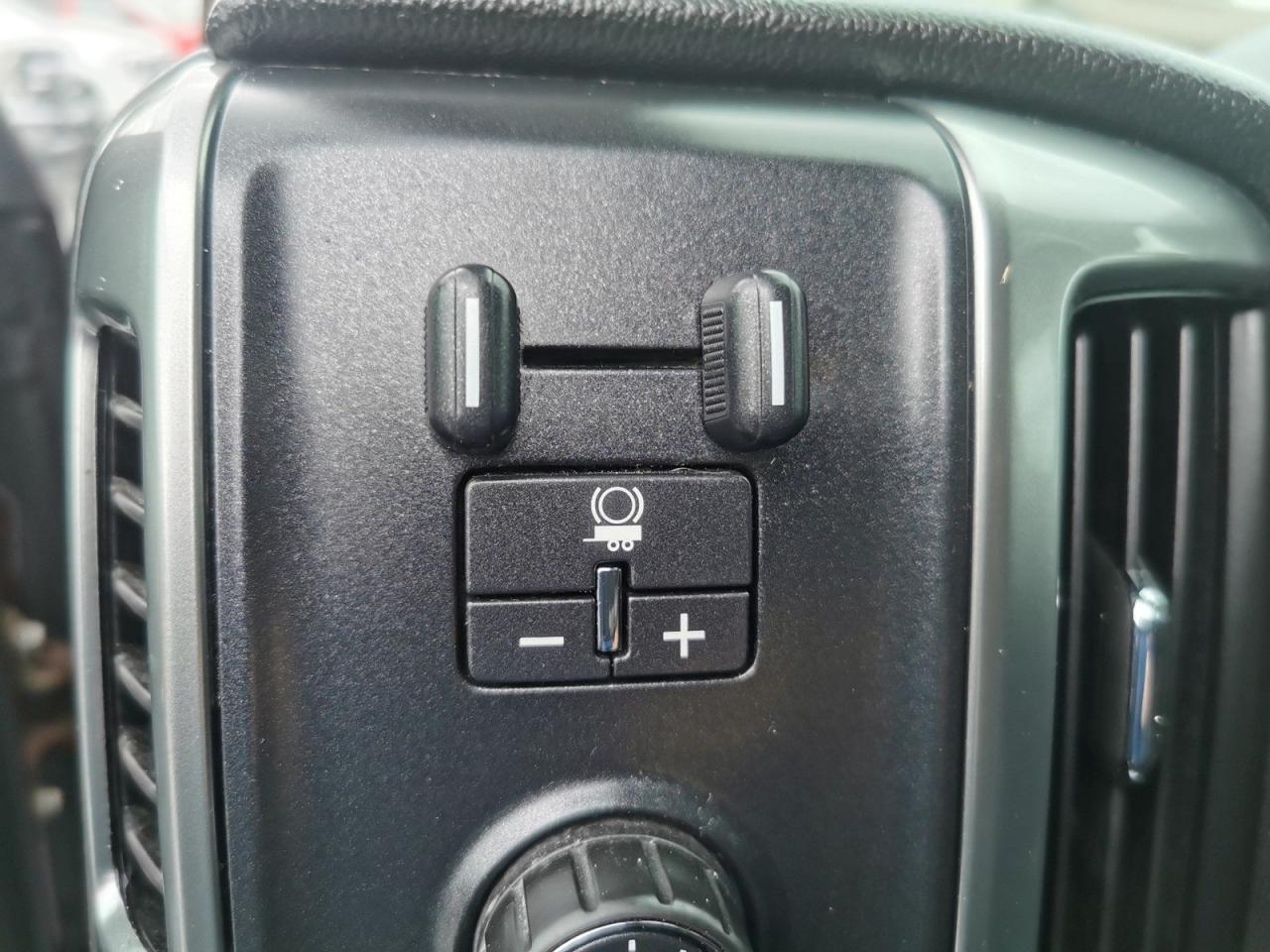 2016 Chevrolet Silverado 1500 LT - Photo #13