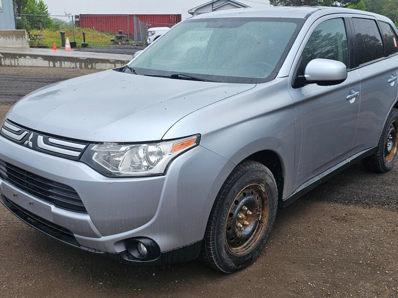 Used 2014 Mitsubishi Outlander SE AWC for sale in Peterborough, ON
