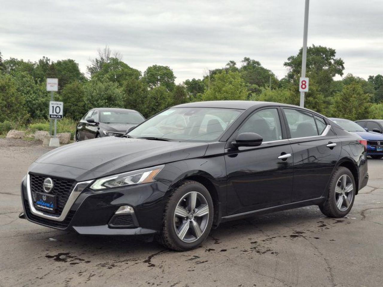 Used 2022 Nissan Altima 2.5 SE AWD | Heated Seats | Remote Start | Reverse Cam | Carplay | Power Seat | Blind Spot & More ! for sale in Guelph, ON