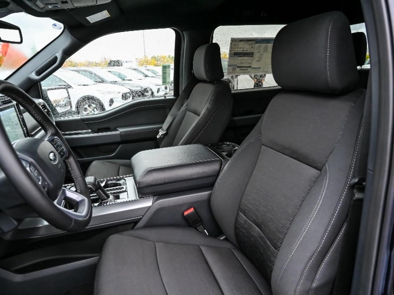 2025 Ford F-150 XLT Photo