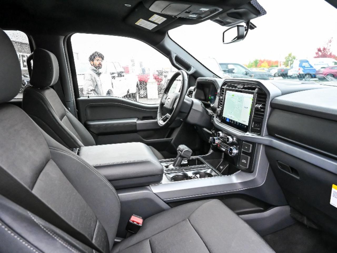 2025 Ford F-150 XLT Photo