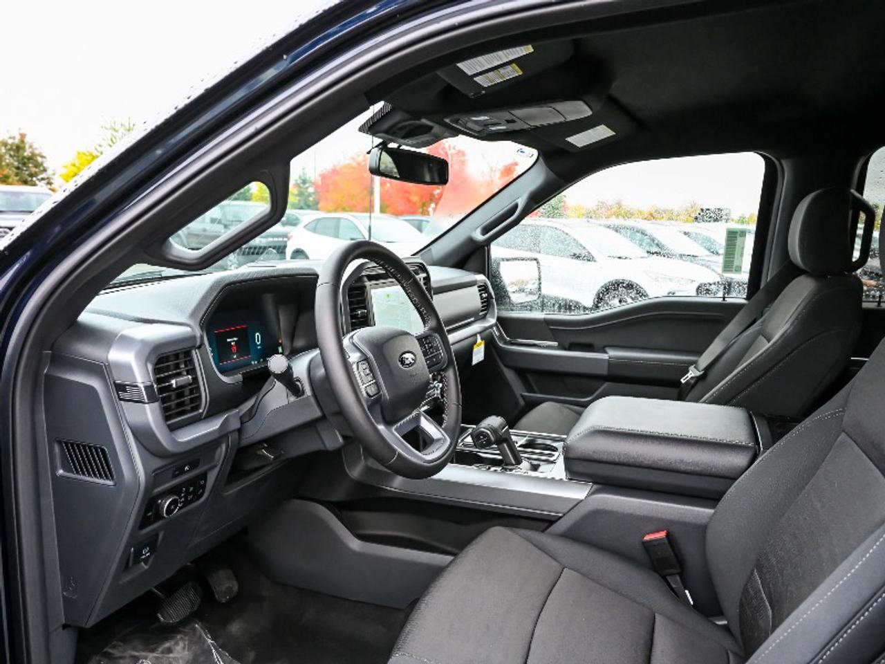 2025 Ford F-150 XLT Photo