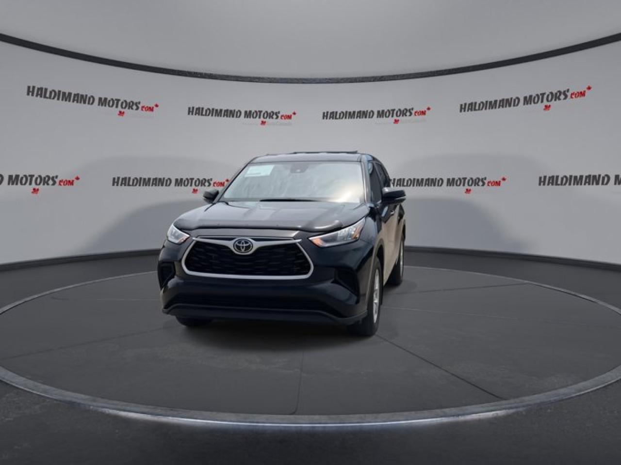 2023 Toyota Highlander LE AWD | Heated Seats Photo2