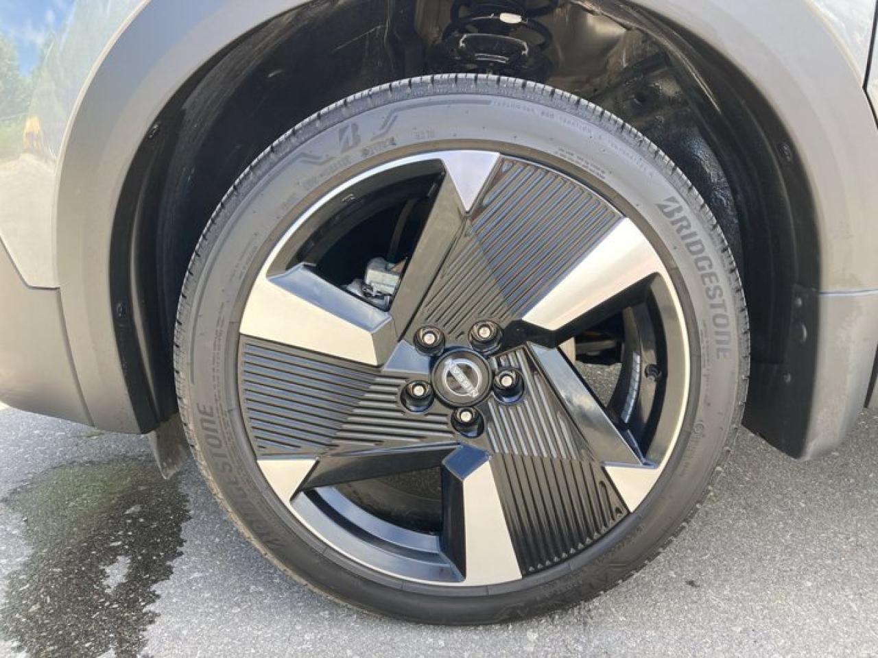 2025 Nissan Kicks SR AWD | LOW KMS | 360 Camera Photo