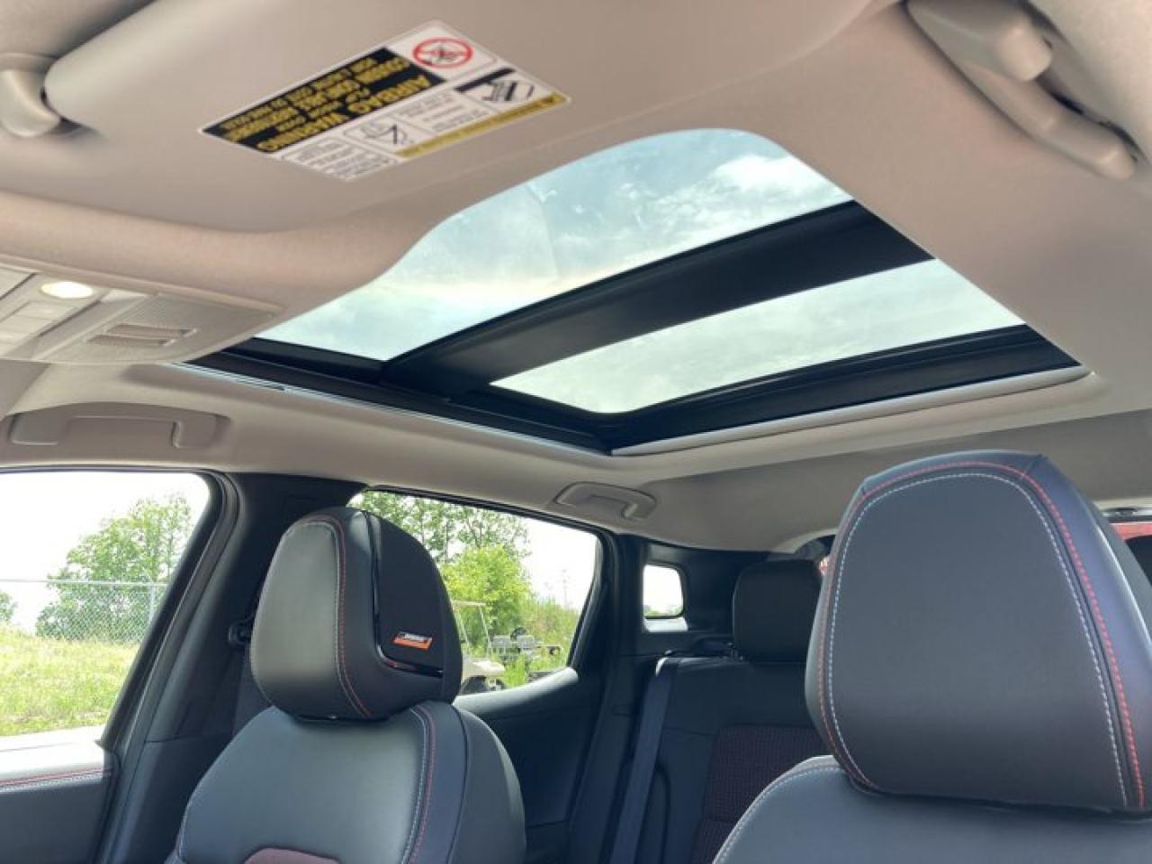 2025 Nissan Kicks SR AWD | LOW KMS | 360 Camera Photo