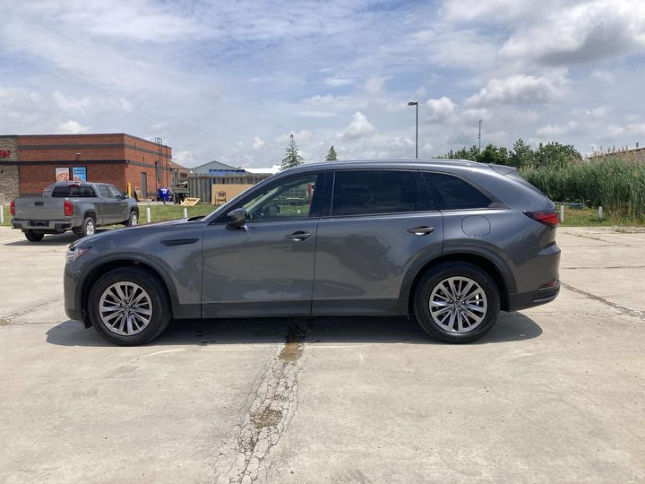 2024 Mazda CX-90 MHEV GS-L AWD | Leather | Heated Seats | Panoramic Roof Photo