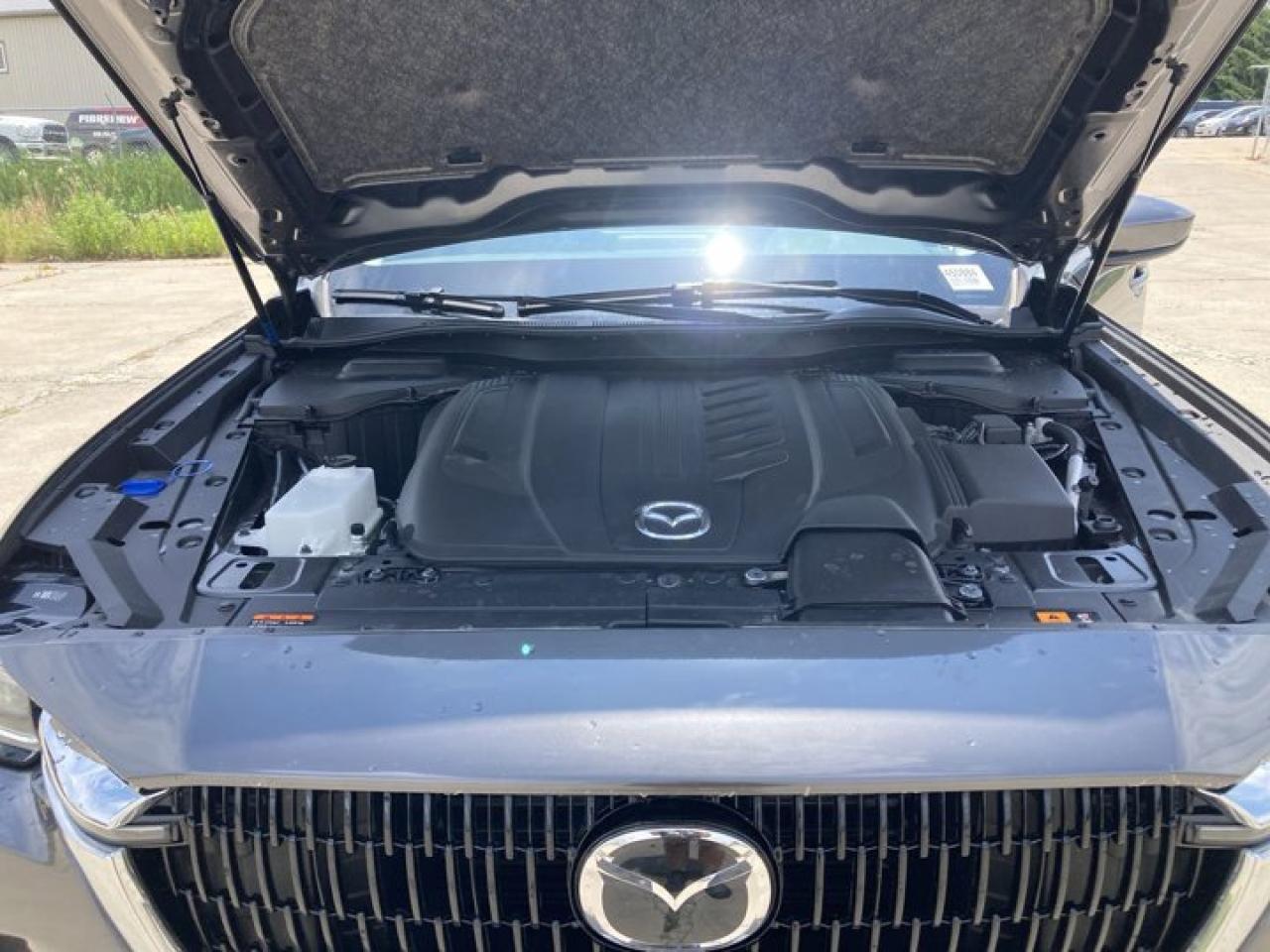 2024 Mazda CX-90 MHEV GS-L AWD | Leather | Heated Seats | Panoramic Roof Photo