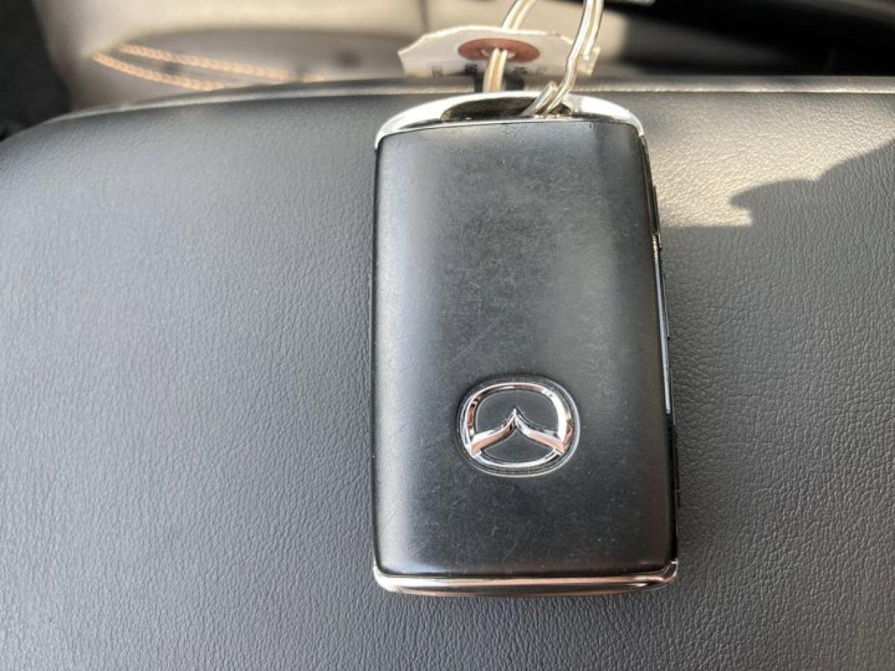 2024 Mazda CX-90 MHEV GS-L AWD | Leather | Heated Seats | Panoramic Roof Photo