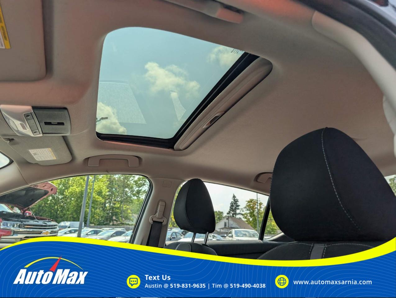 2023 Nissan Sentra SV Photo