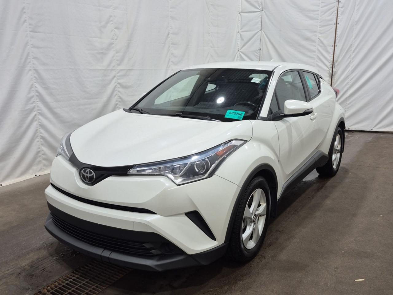 Used 2018 Toyota C-HR XLE | ALLOYS | HEATED SEATS | CLEAN CARFAX for sale in Kitchener, ON
