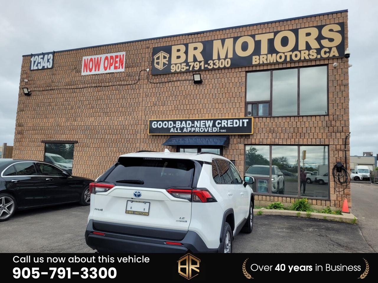 2022 Toyota RAV4 LE | No Accidents Reported |  Hybrid | AWD  | Photo