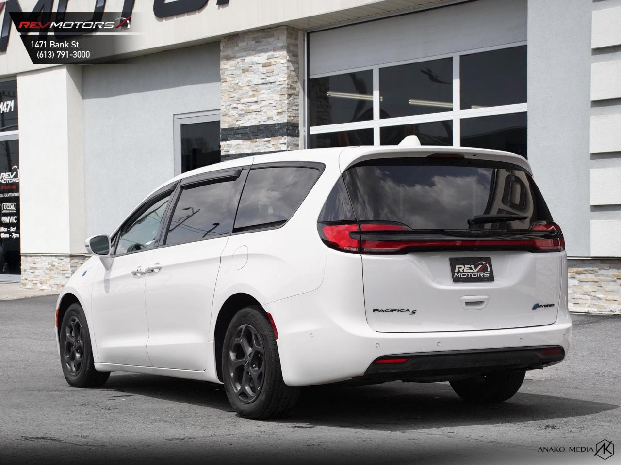2022 Chrysler Pacifica Limited Hybrid | No Accidents | Certified Photo3
