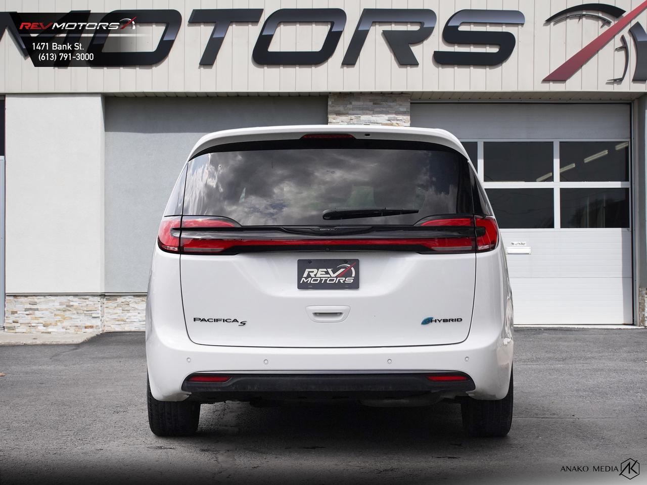 2022 Chrysler Pacifica Limited Hybrid | No Accidents | Certified Photo