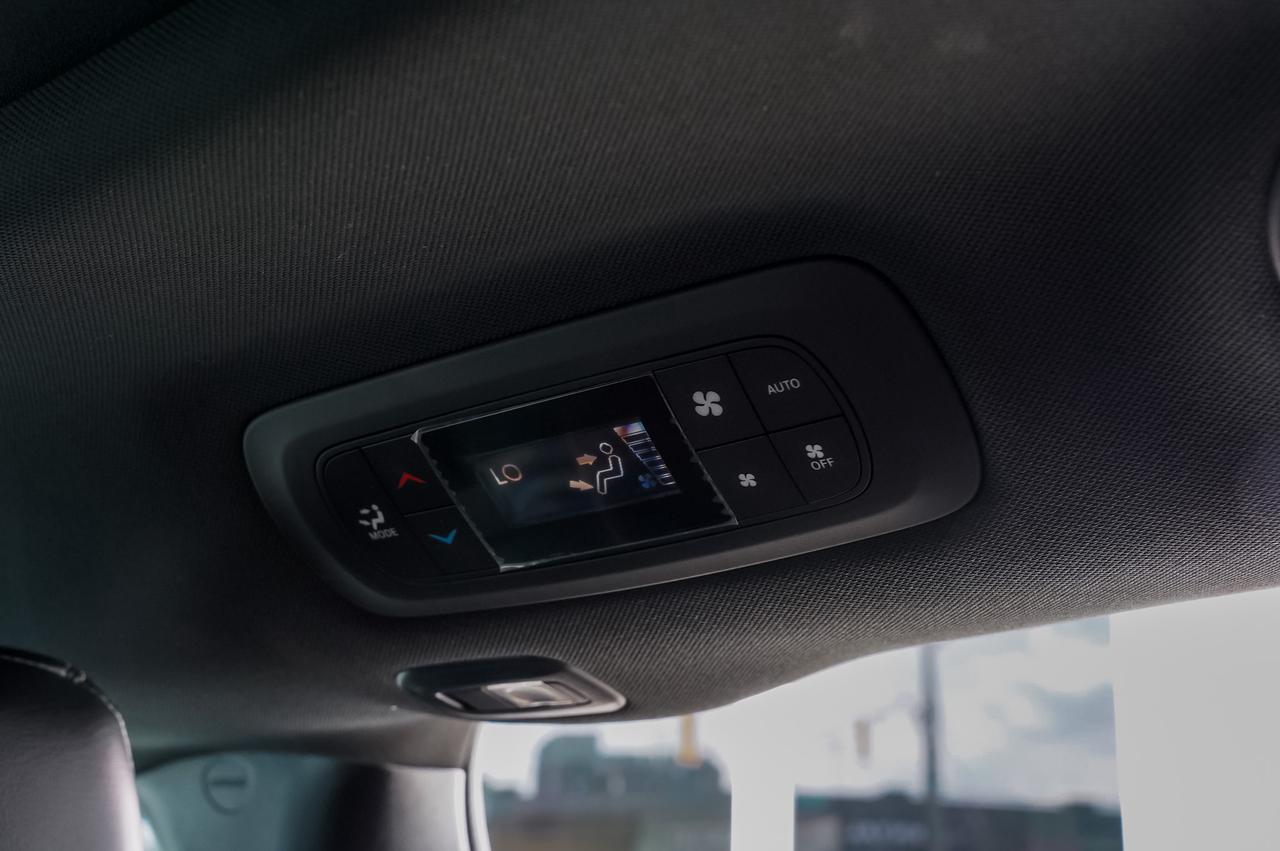 2022 Chrysler Pacifica Limited Hybrid | No Accidents | Certified Photo