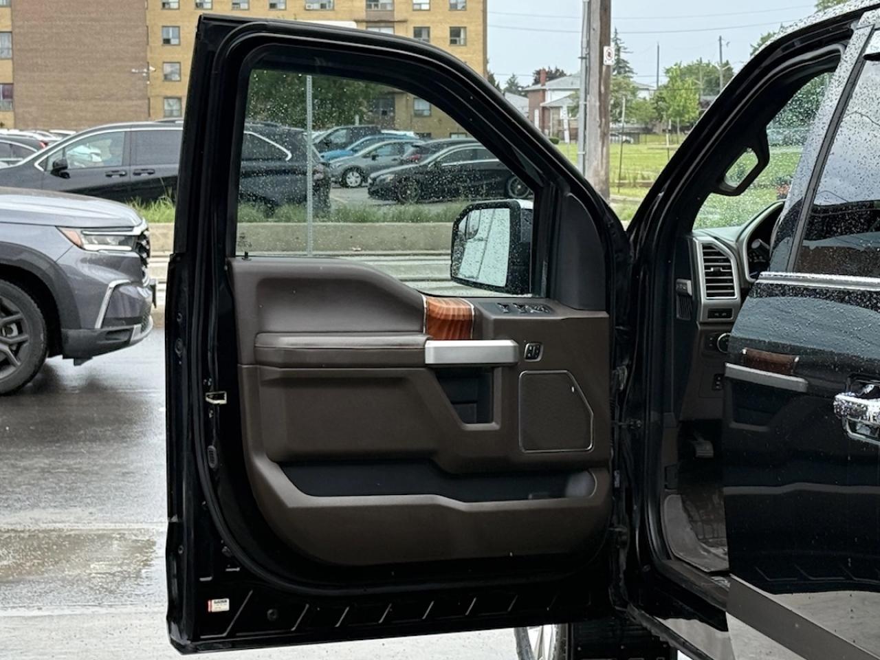 2016 Ford F-150 KING RANCH | PREMIUM LEATHER | PANO | LOADED - Photo #13