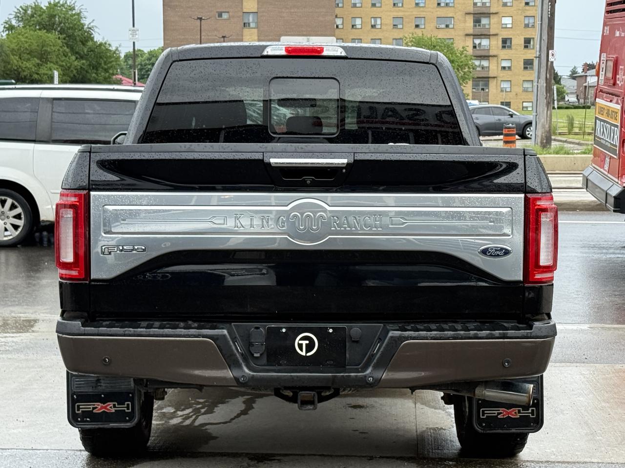 2016 Ford F-150 KING RANCH | PREMIUM LEATHER | PANO | LOADED - Photo #11