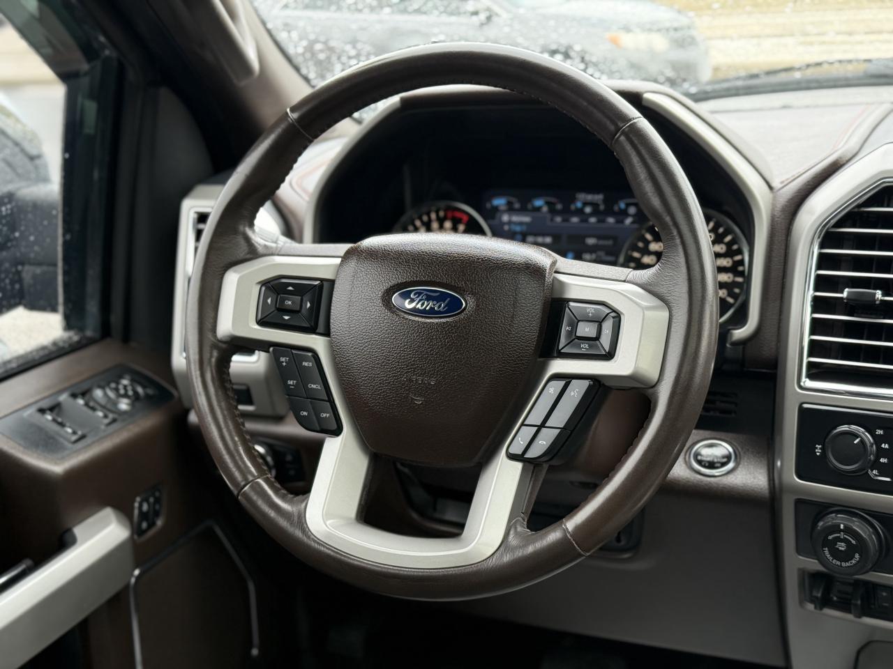 2016 Ford F-150 KING RANCH | PREMIUM LEATHER | PANO | LOADED - Photo #17