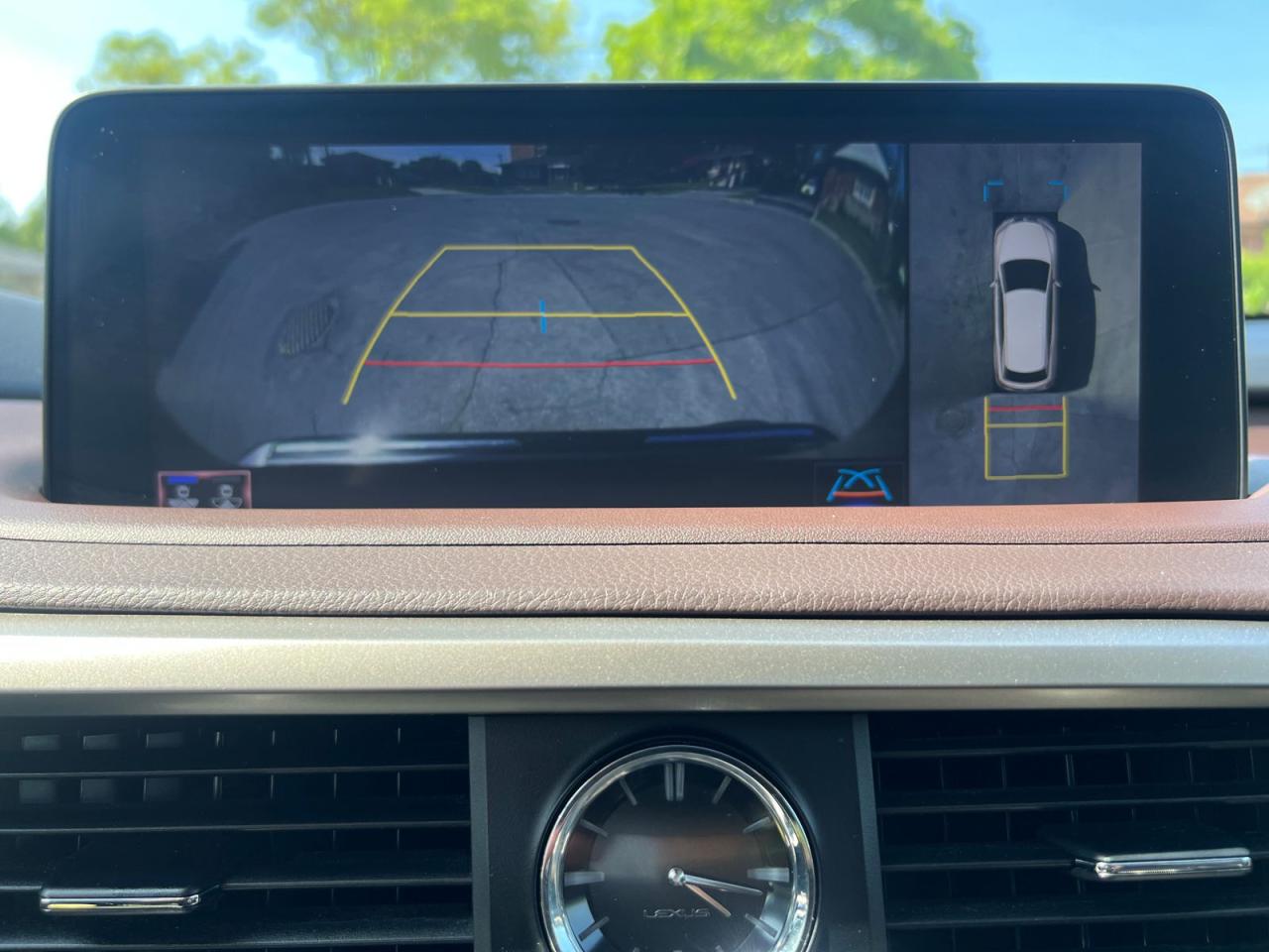 2020 Lexus RX 450h AWD - Photo #18