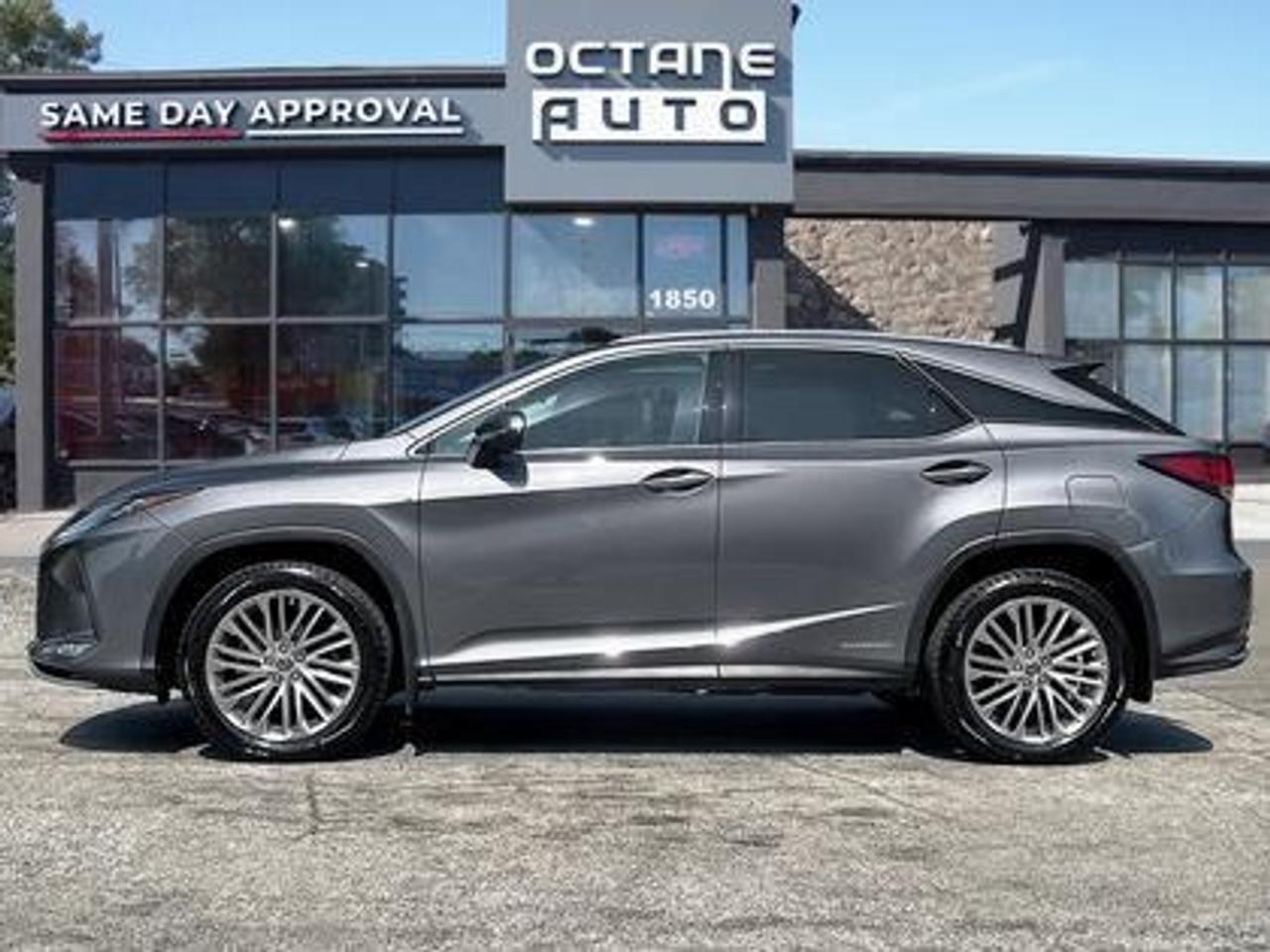 2020 Lexus RX RX 450h Accident Free Photo2