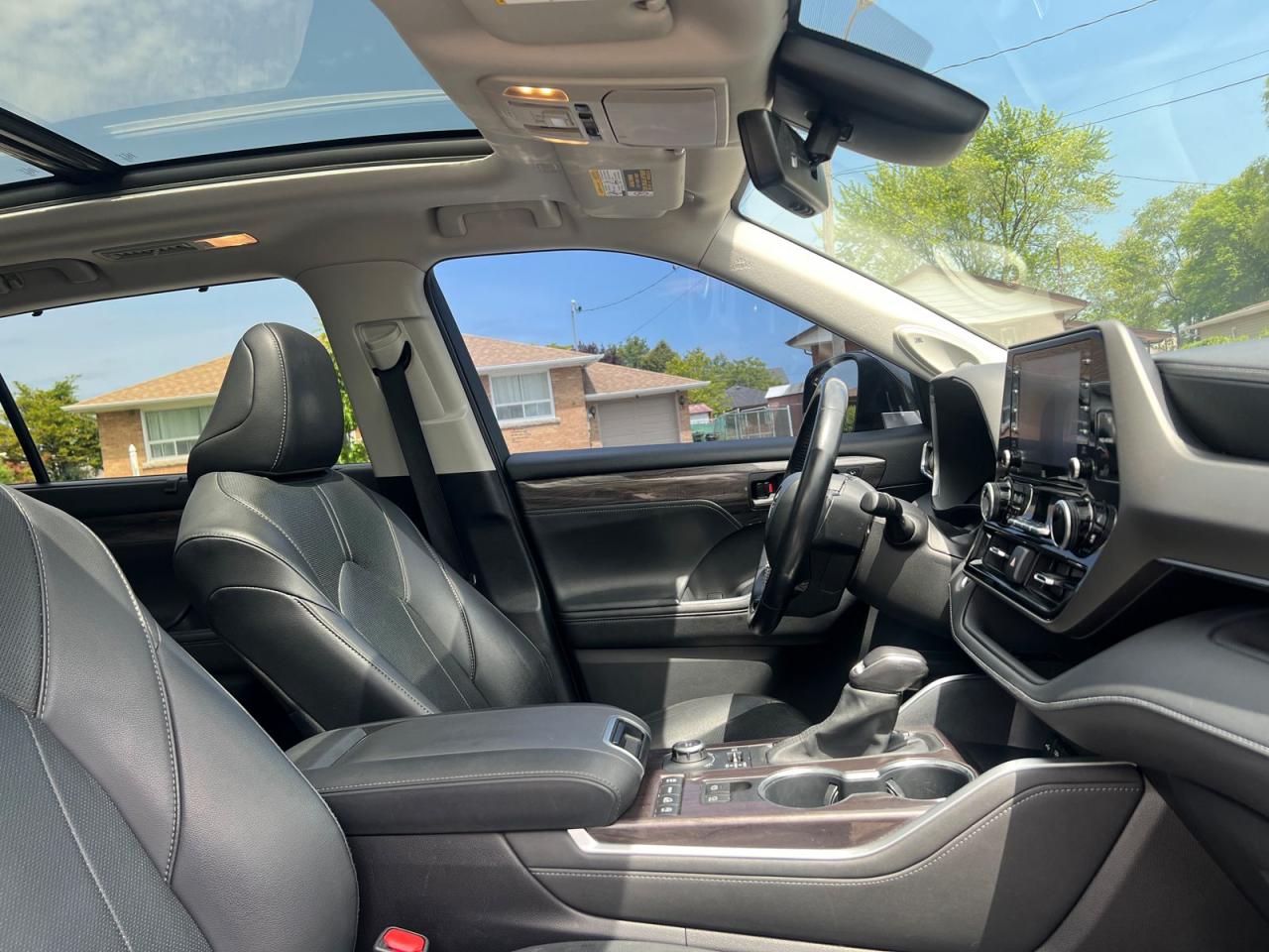 2020 Toyota Highlander Limited AWD V6 - Photo #10