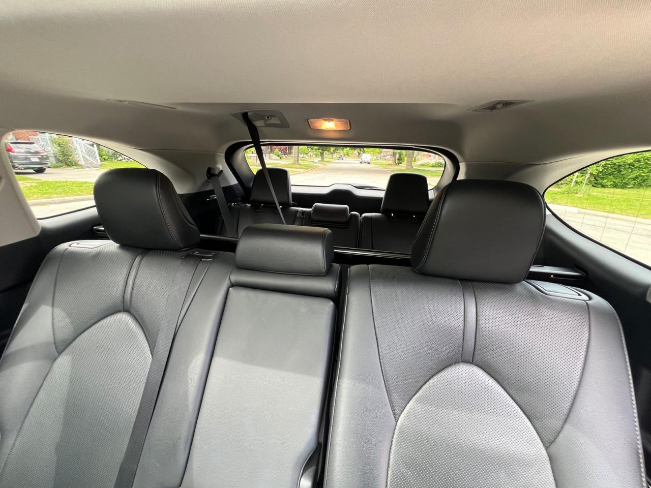 2020 Toyota Highlander Limited AWD V6 - Photo #14