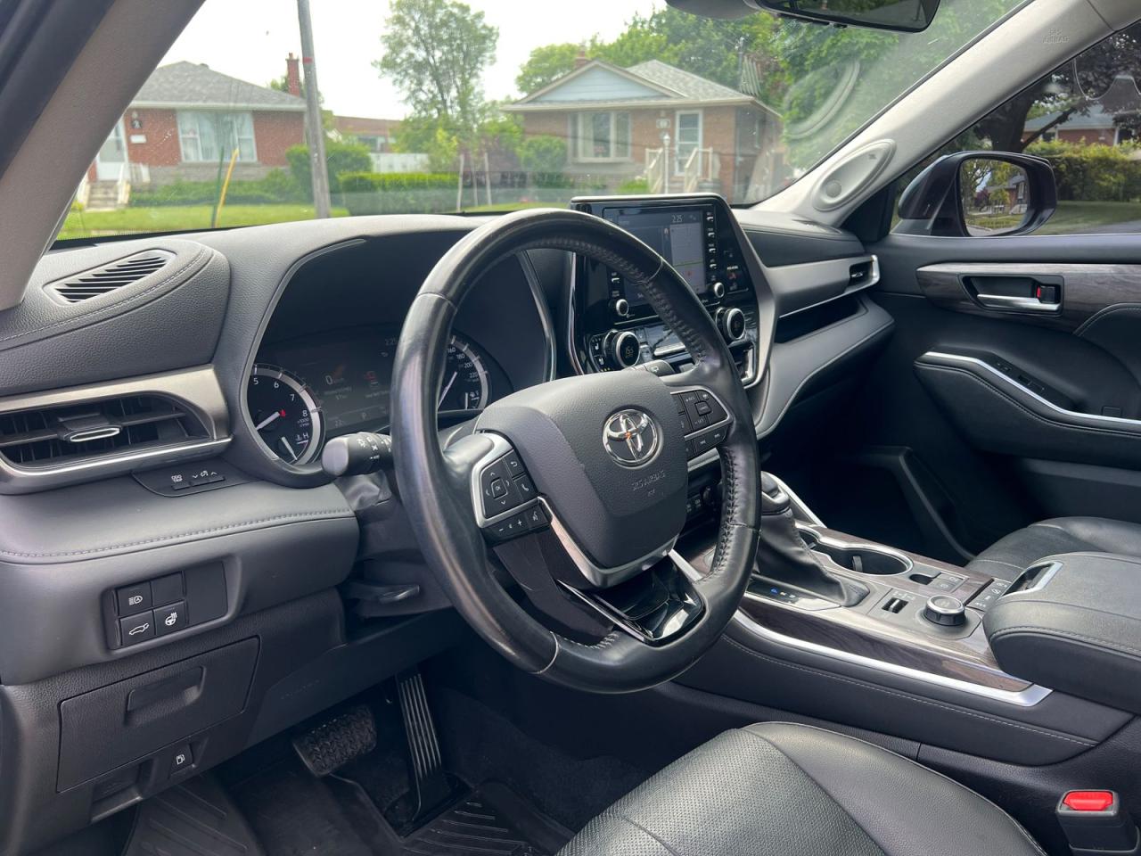 2020 Toyota Highlander Limited AWD V6 - Photo #15
