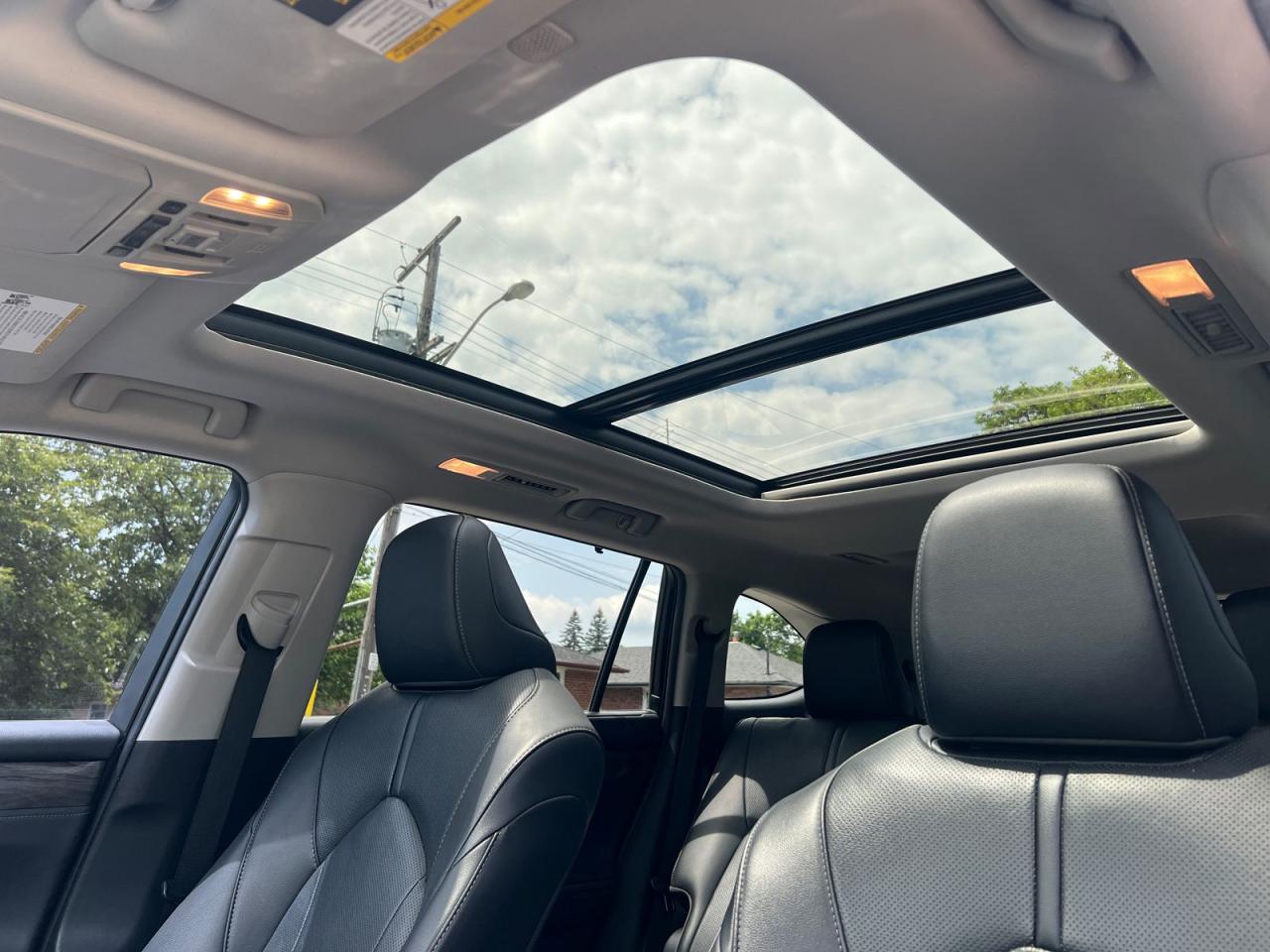 2020 Toyota Highlander Limited AWD V6 - Photo #24