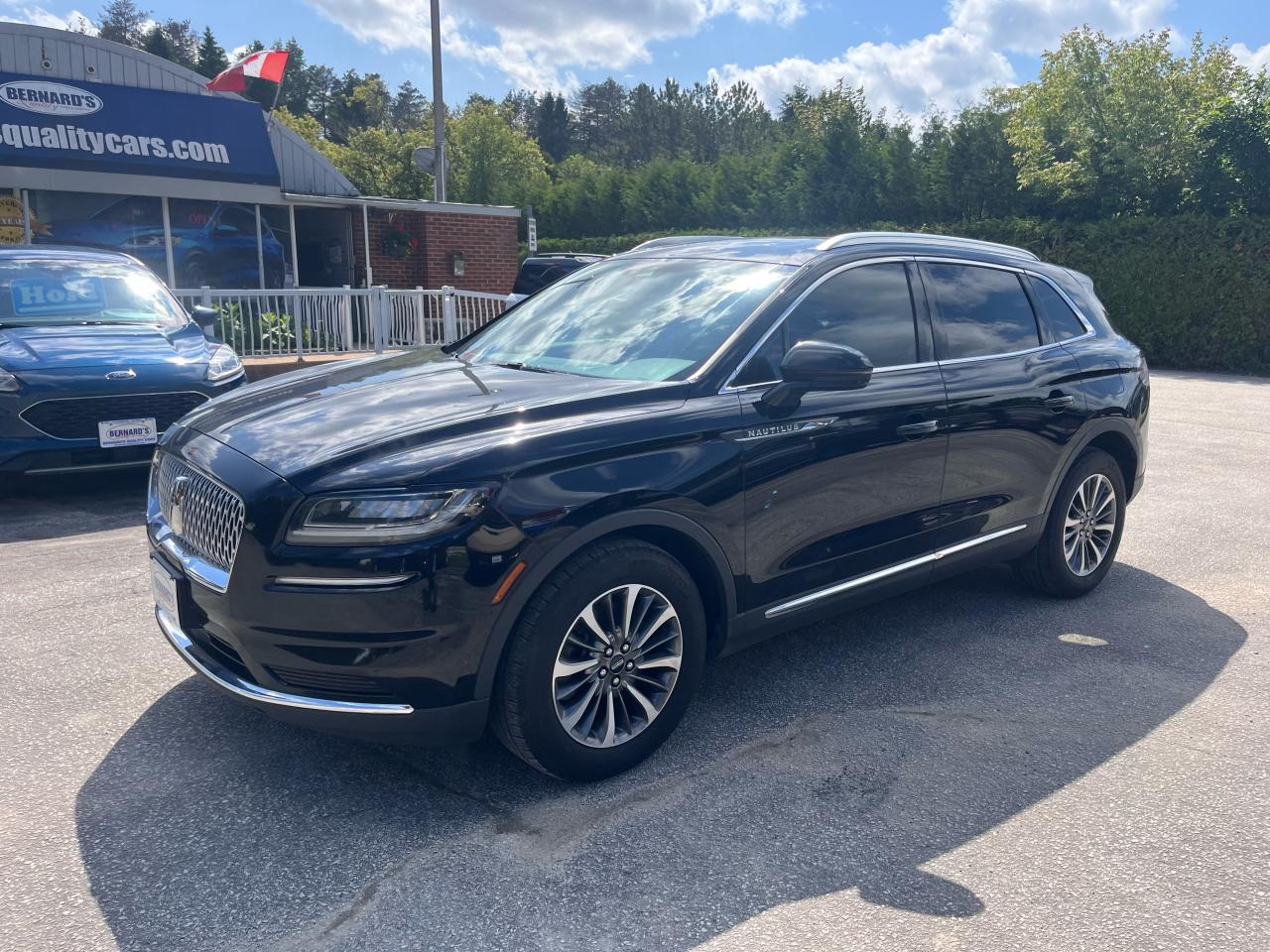 2022 Lincoln Nautilus RESERVE Photo2