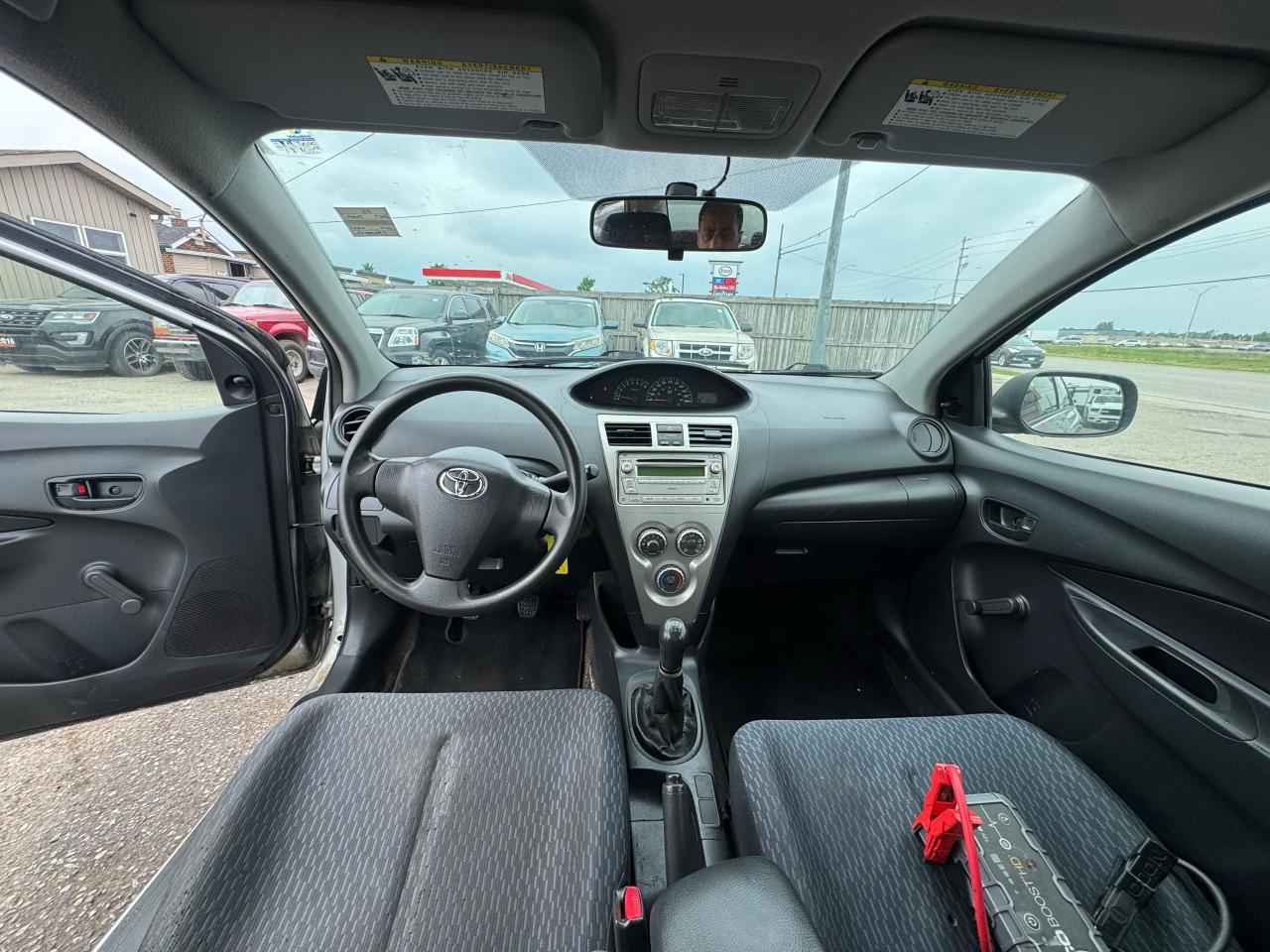 2009 Toyota Yaris SEDAN, MANUAL, RELIABLE, 190KMS, CERTIFIED - Photo #11
