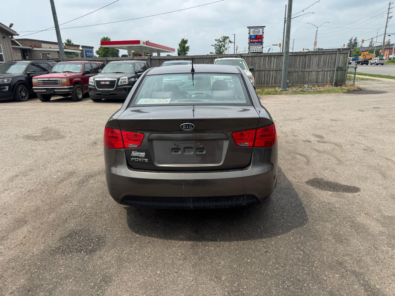 2010 Kia Forte AS IS, LX, RUNS AND DRIVES WELL - Photo #4