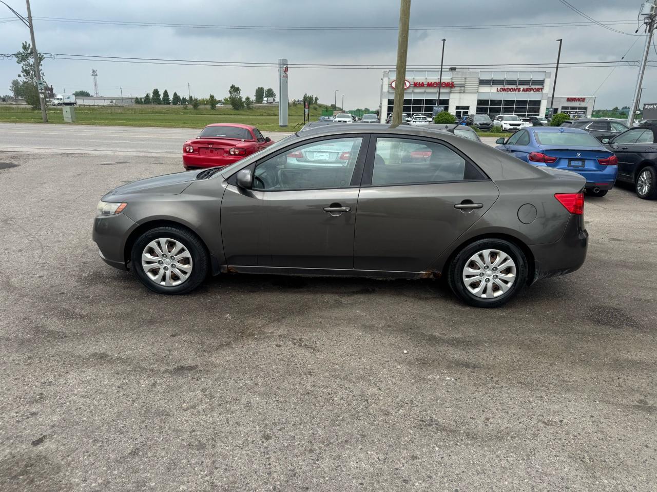 2010 Kia Forte AS IS, LX, RUNS AND DRIVES WELL - Photo #2