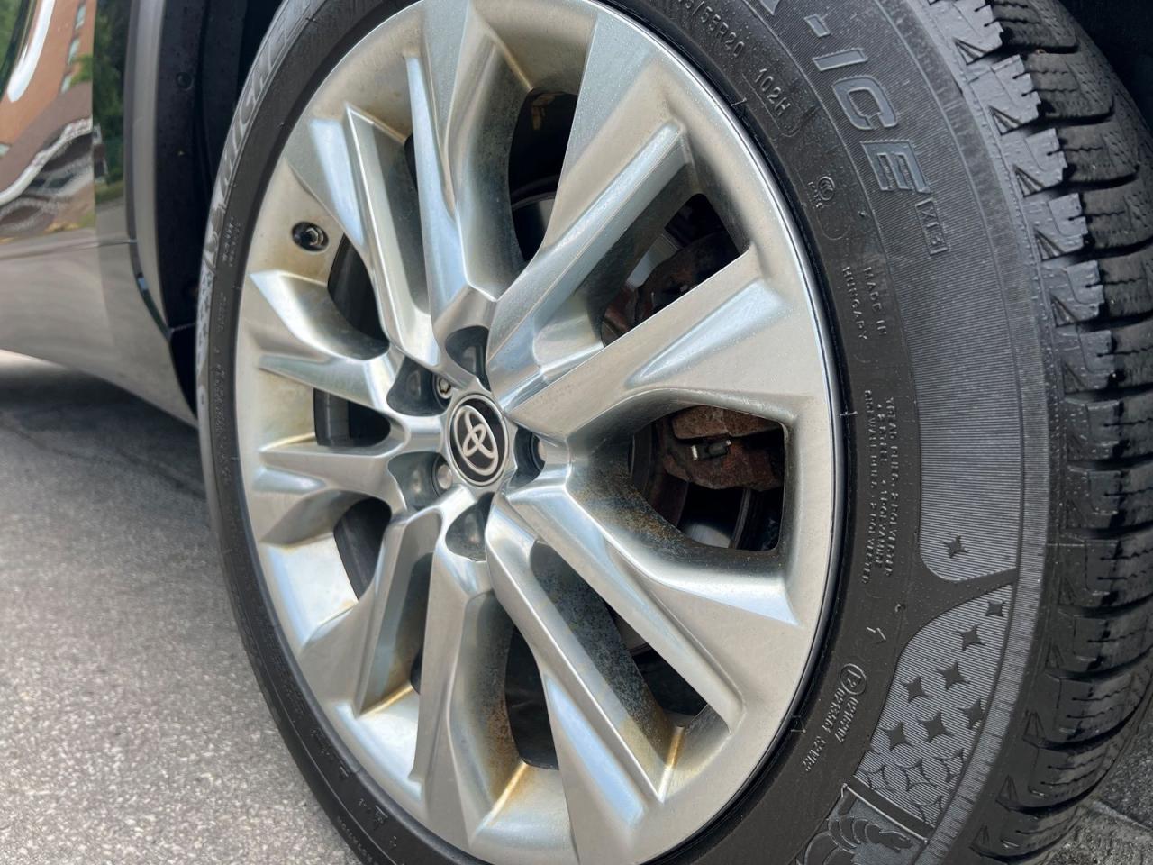 2020 Toyota Highlander Limited AWD V6 - Photo #27