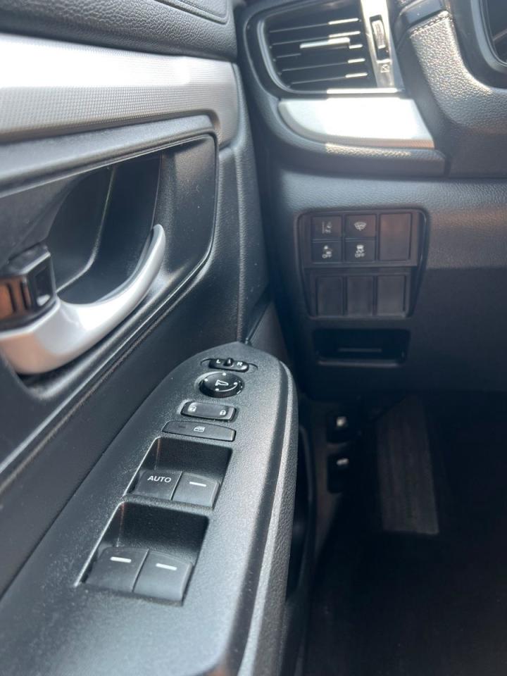 2018 Honda CR-V LX AWD - Photo #21
