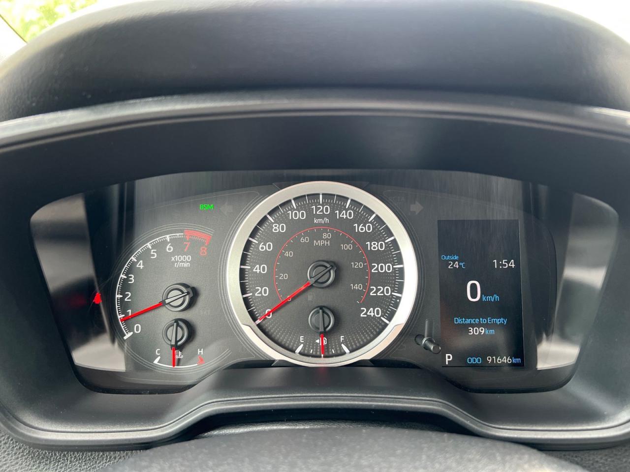 2020 Toyota Corolla SE - Photo #13