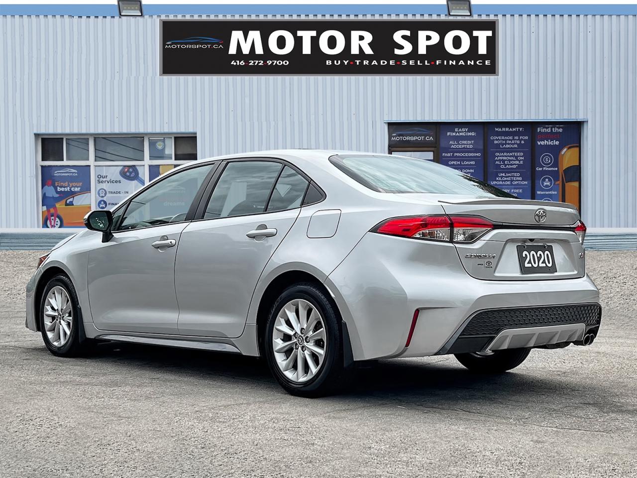 2020 Toyota Corolla SE - Photo #4