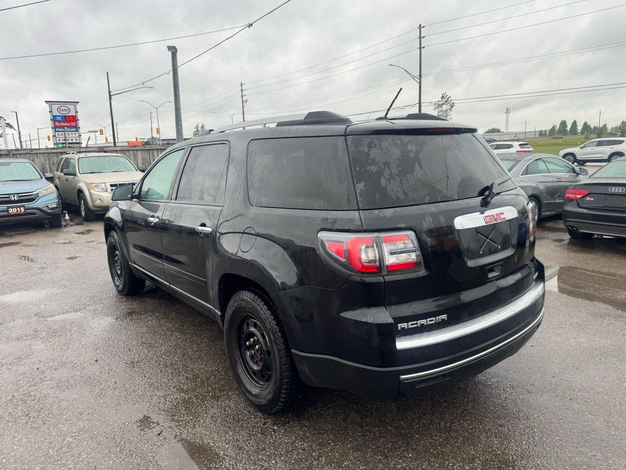 2015 GMC Acadia SLE, AWD, 2 SETS OF WHEELS, CERTIFIED Photo2