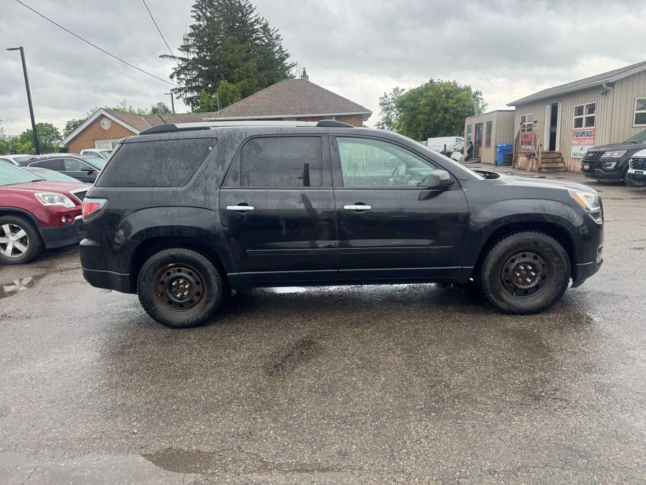 2015 GMC Acadia SLE, AWD, 2 SETS OF WHEELS, CERTIFIED - Photo #6