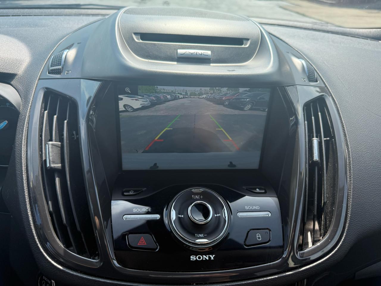 2015 Ford Escape Titanium Photo13