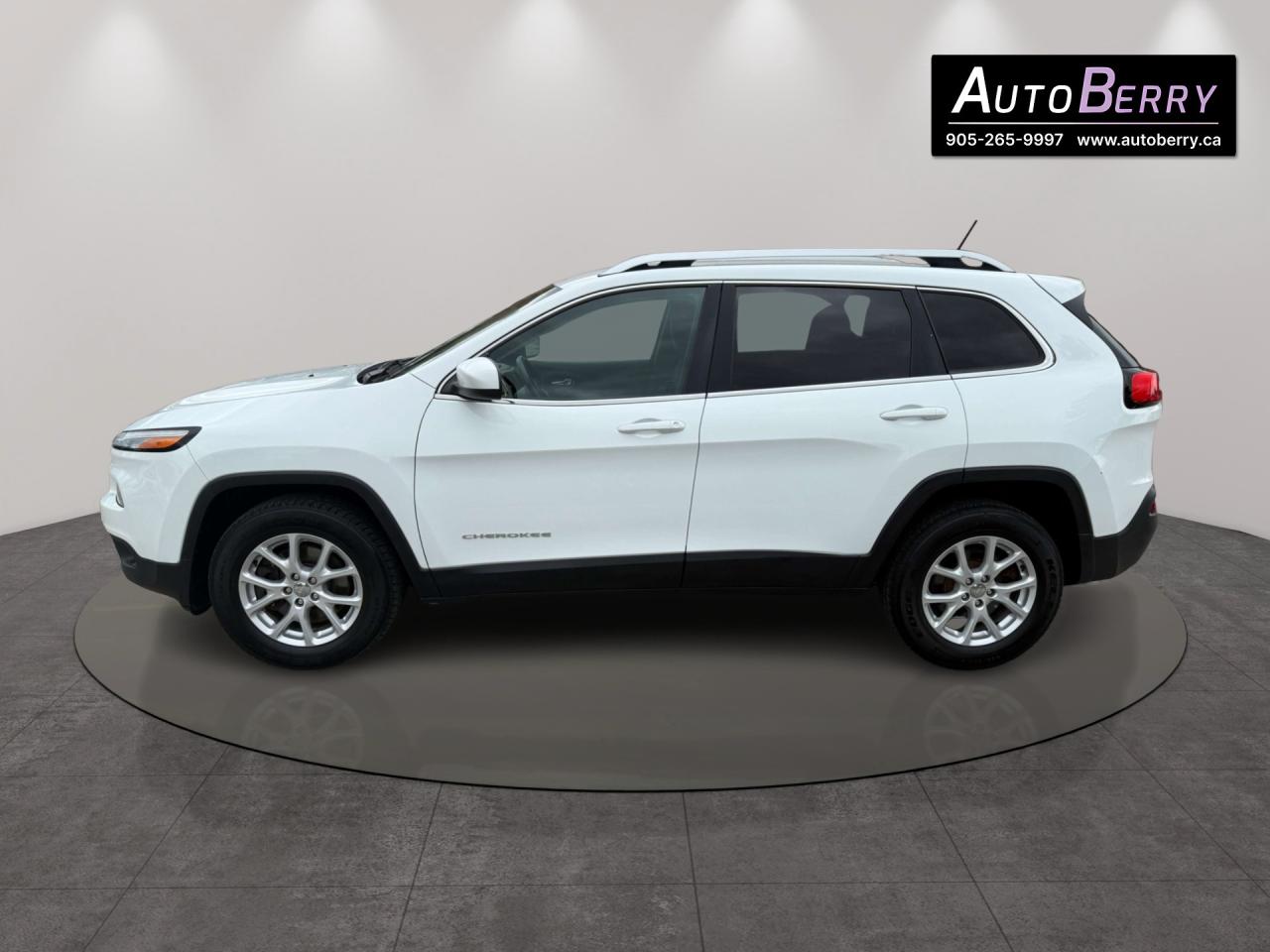 2015 Jeep Cherokee 4WD 4dr North Photo4