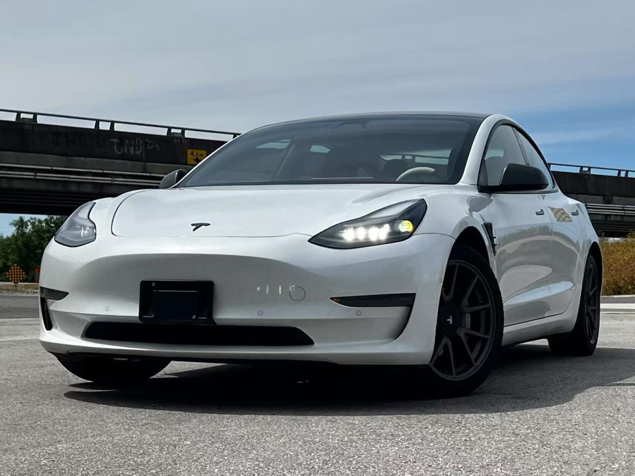 Used 2021 Tesla Model 3 Standard Range Plus/ NO ACCIDENT/ BC LOCAL for sale in Richmond, BC