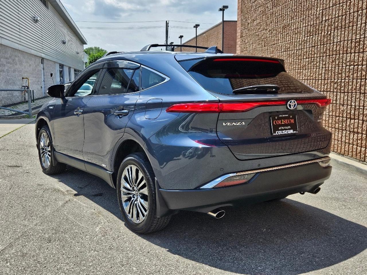 2021 Toyota Venza XLE-AWD-LEATHER-CARPLAY-CERTIFIED Photo