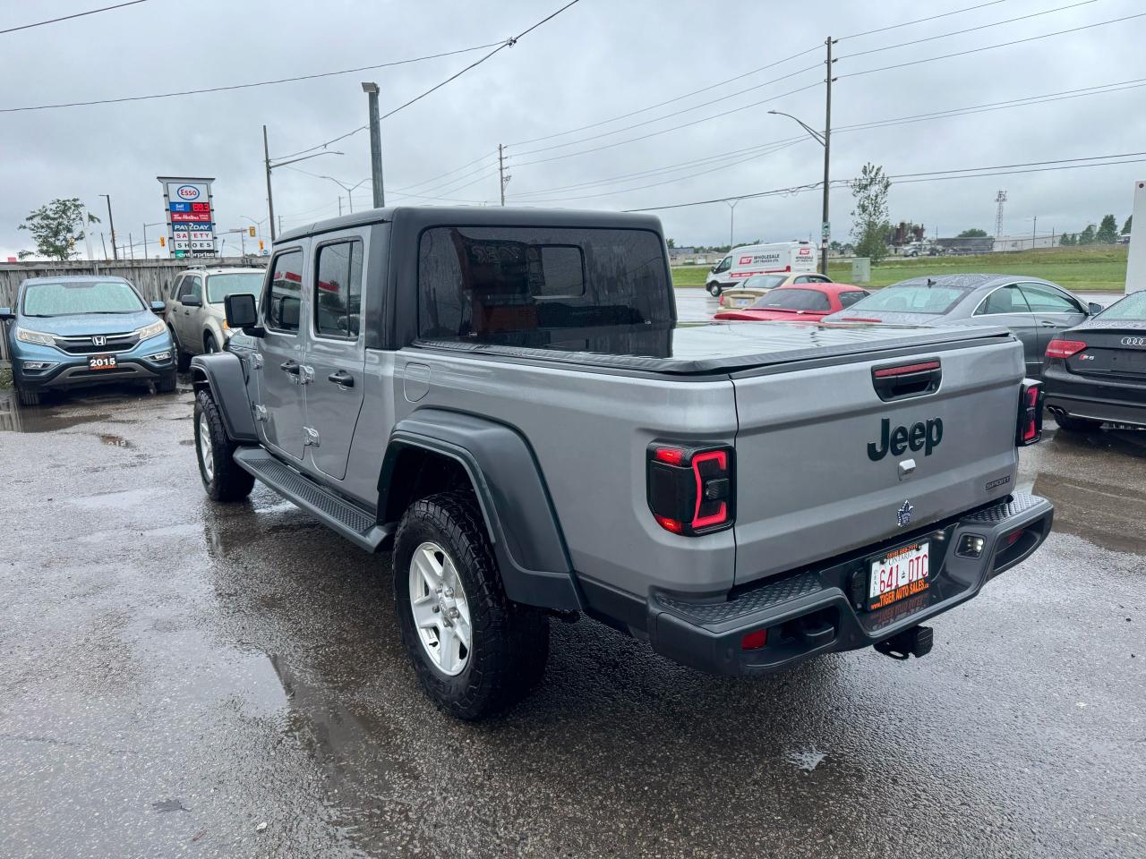 2020 Jeep Gladiator SPORT, 4X4, ONLY 176KMS, HARD TOP, CERTIFIED - Photo #3