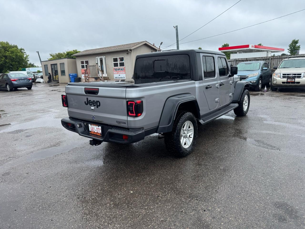 2020 Jeep Gladiator SPORT, 4X4, ONLY 176KMS, HARD TOP, CERTIFIED - Photo #5