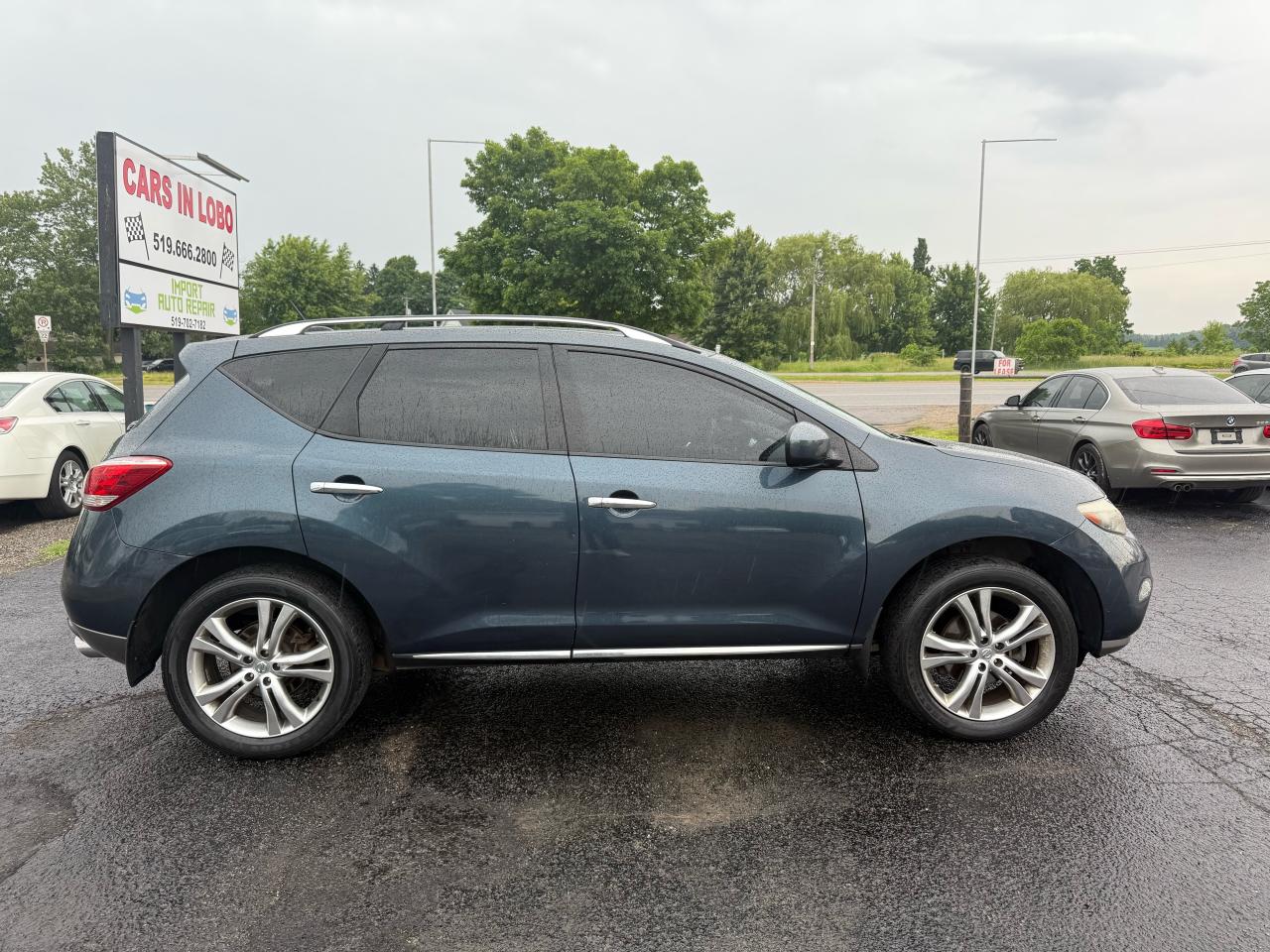 2011 Nissan Murano SL Photo2