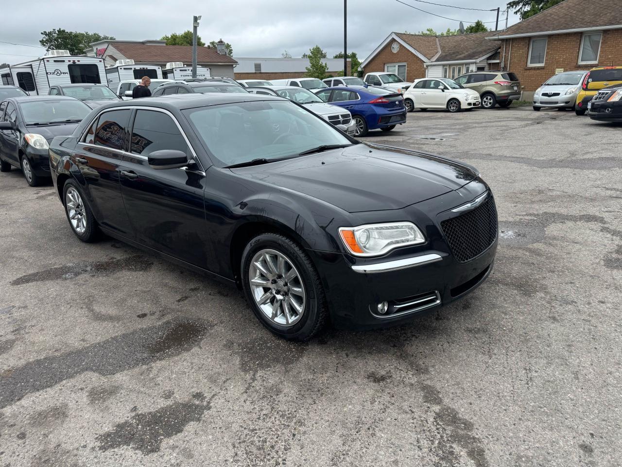 2012 Chrysler 300 AS IS, LIMITED, UNDEROATED, WELL MAINTAINED - Photo #7