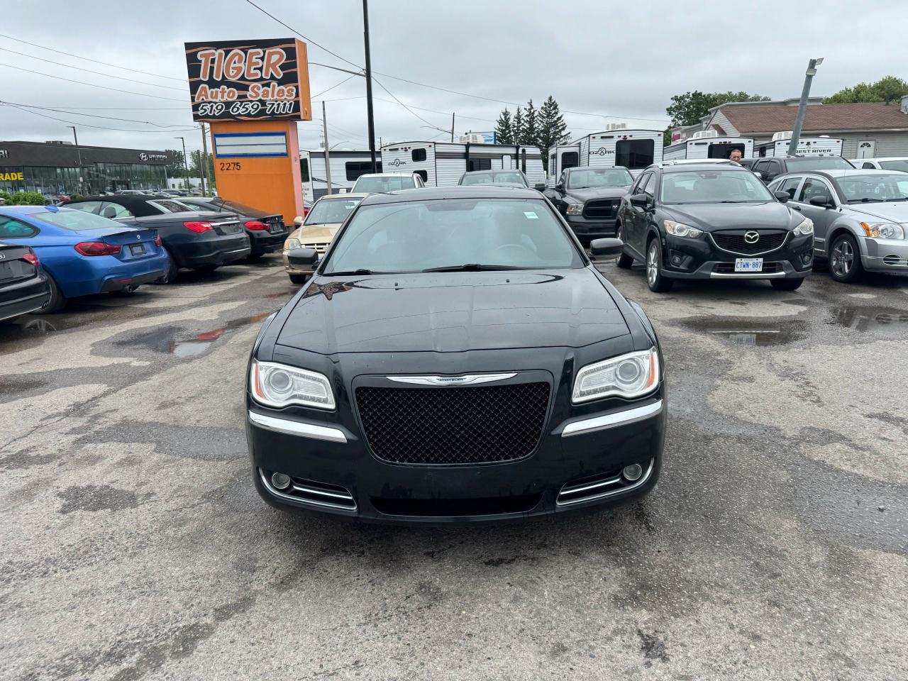 2012 Chrysler 300 AS IS, LIMITED, UNDEROATED, WELL MAINTAINED - Photo #8