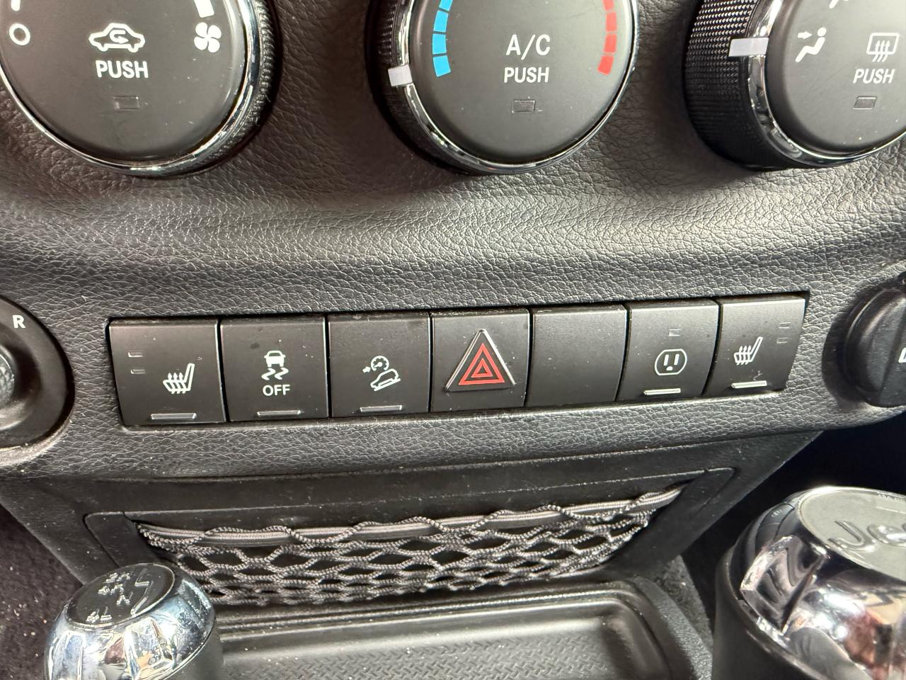 2014 Jeep Wrangler Sahara Photo16