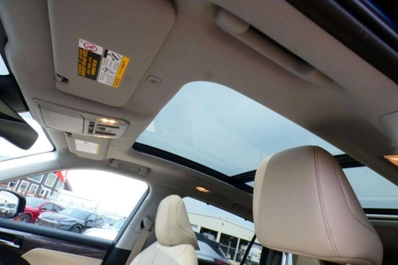2025 Toyota Highlander Hybrid Limited AWD w/H&C L, pano S/R, NAV, BUC - Photo #19